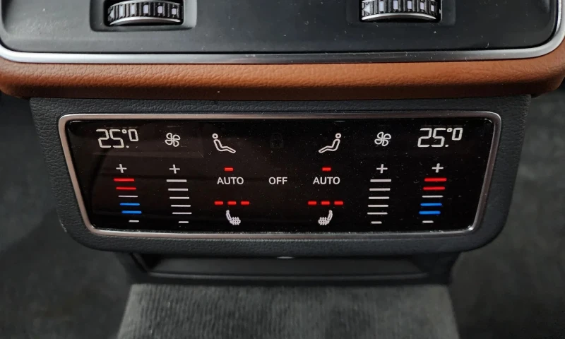 Audi A6 A6 (C8) 45 Tfsi Quattro Premium , снимка 16 - Автомобили и джипове - 53497042