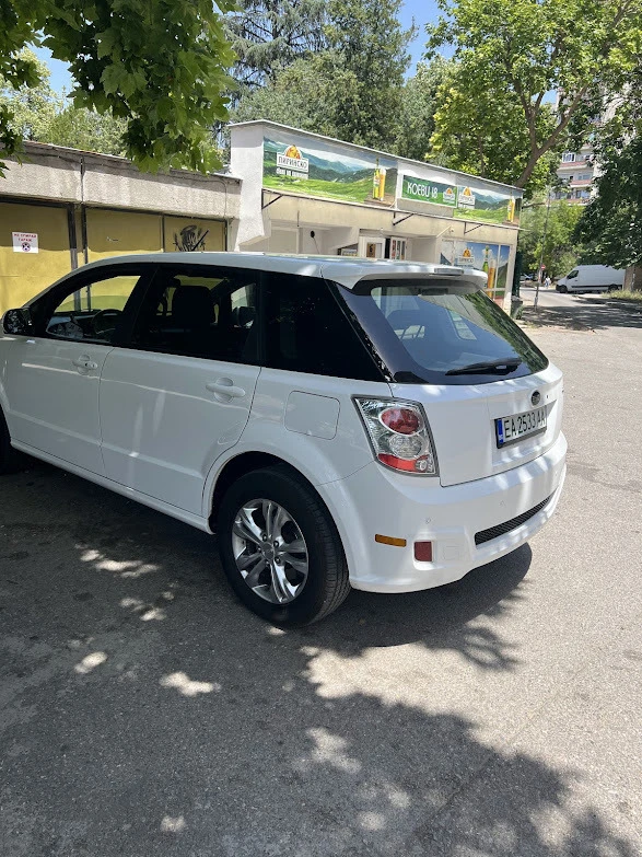 BYD HAN E6H 82 KW, снимка 3 - Автомобили и джипове - 46387803