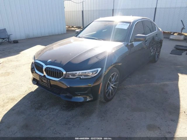 BMW 330 ДИГИТАЛНО* ТАБЛО* 360КАМЕРА* ПОДГРЕВ* КЕЙЛЕС* , снимка 3 - Автомобили и джипове - 54147176