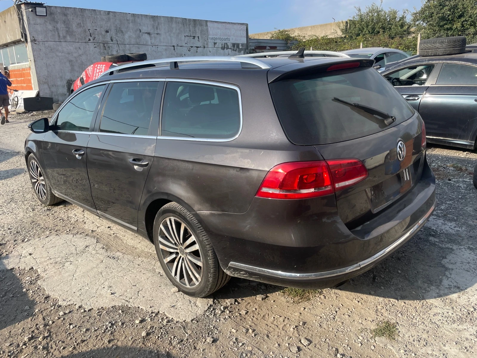 VW Passat 1.6 tdi - изображение 4