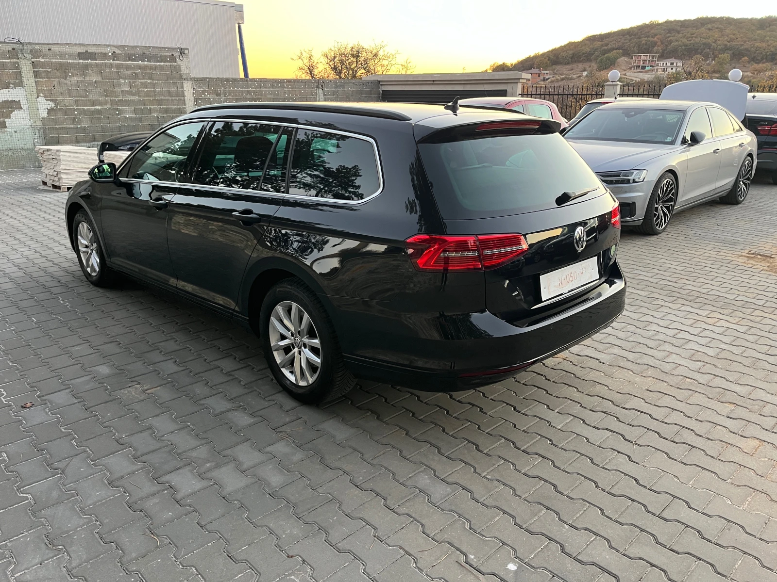 VW Passat AVTOMAT-120 ks  - изображение 7