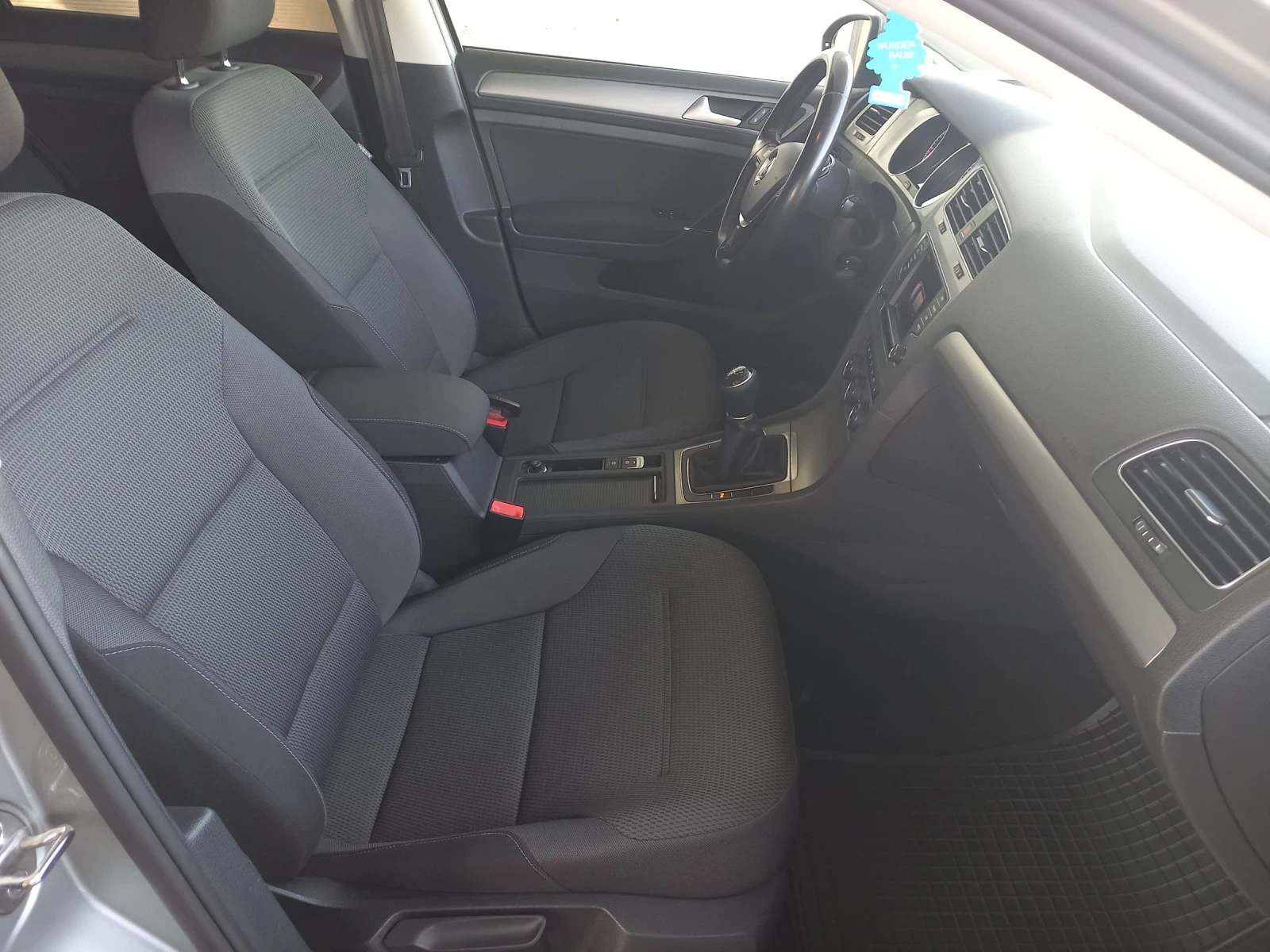 VW Golf 1.6d NAVI LED EURO 6B - изображение 6