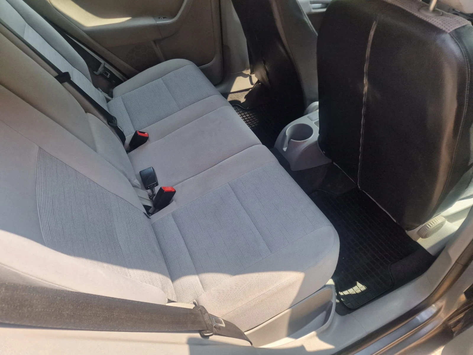 VW Golf Plus Климатроник нов внос 1.9TDi - изображение 10