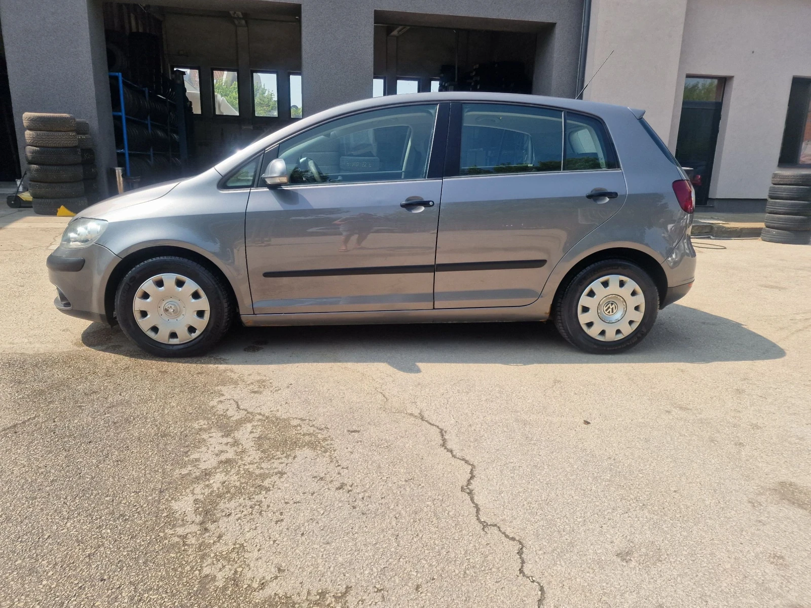 VW Golf Plus Климатроник нов внос 1.9TDi - изображение 3