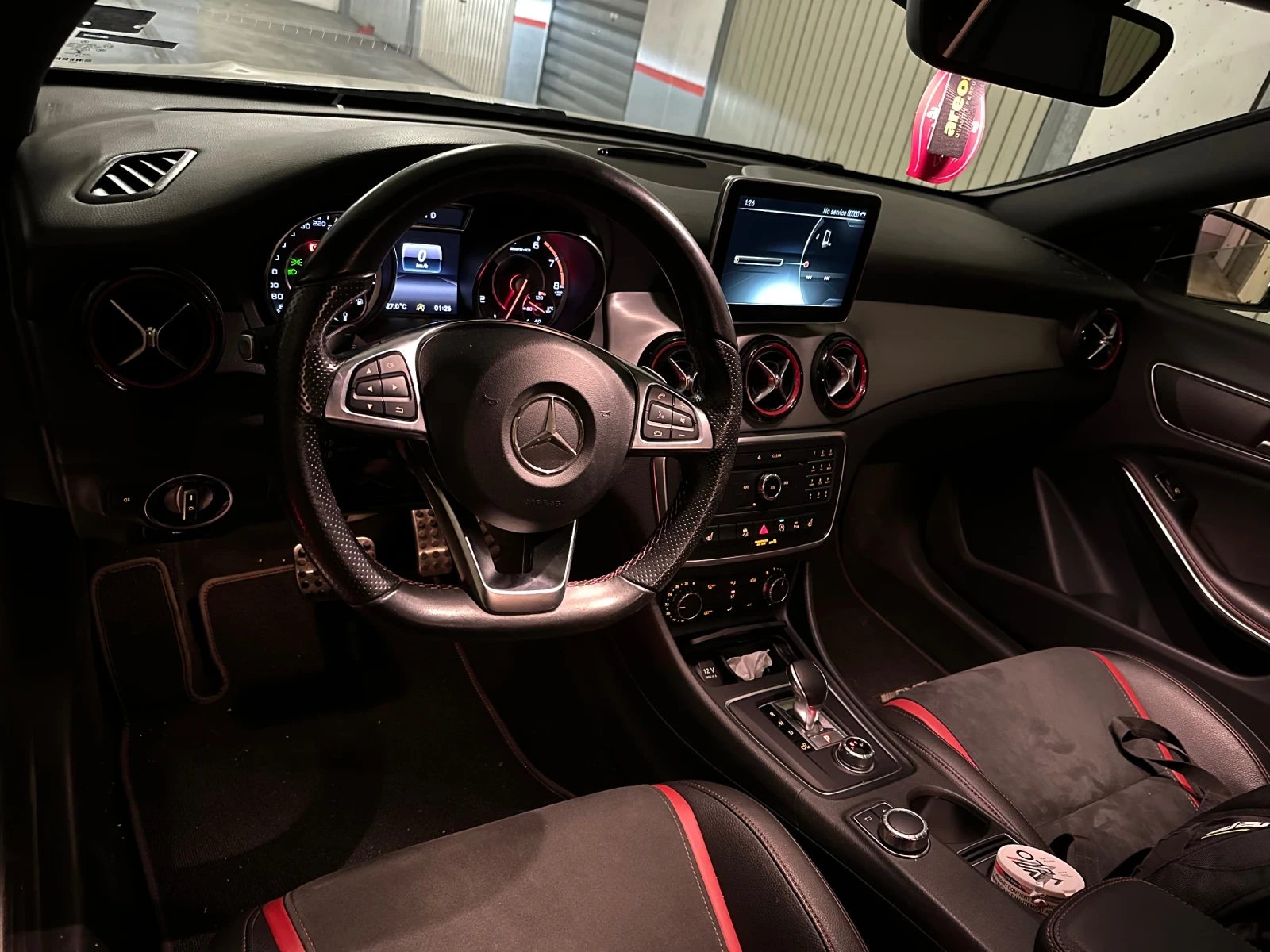 Mercedes-Benz CLA 45 AMG  - изображение 8