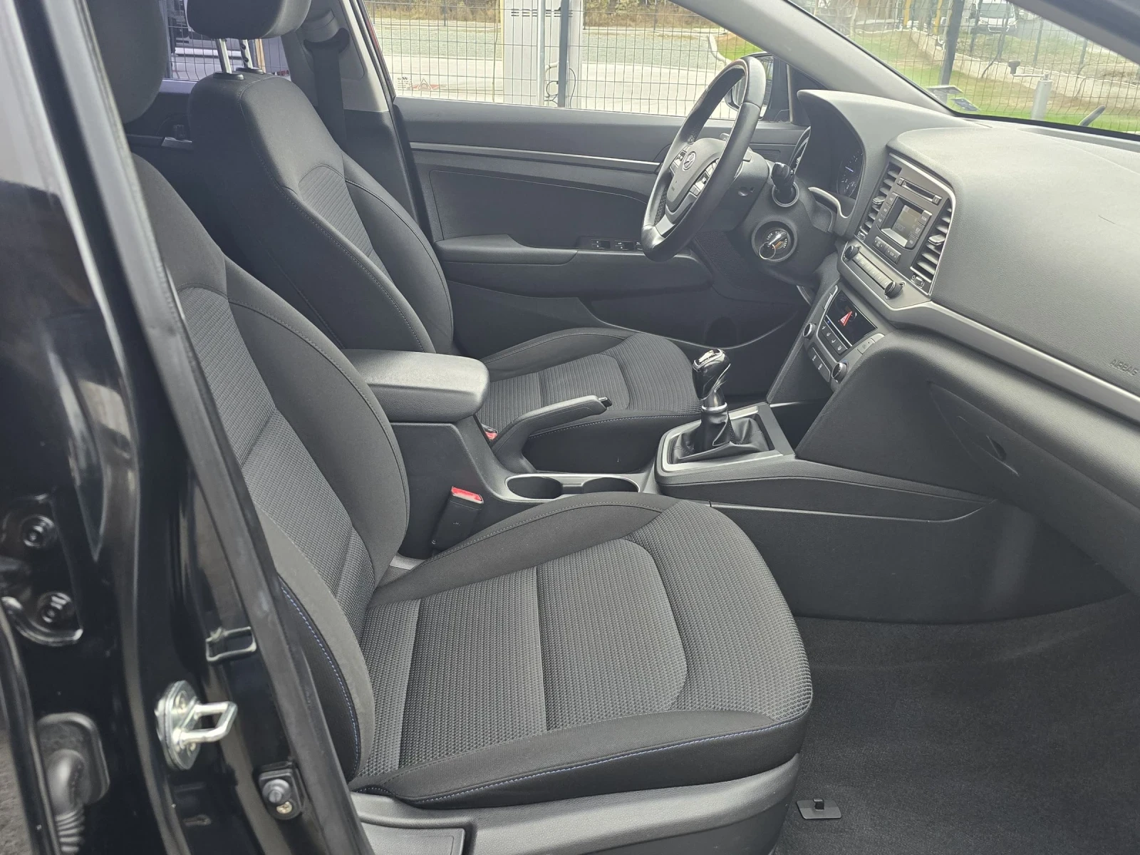 Hyundai Elantra 1.6i/LPG/ | Mobile.bg   14