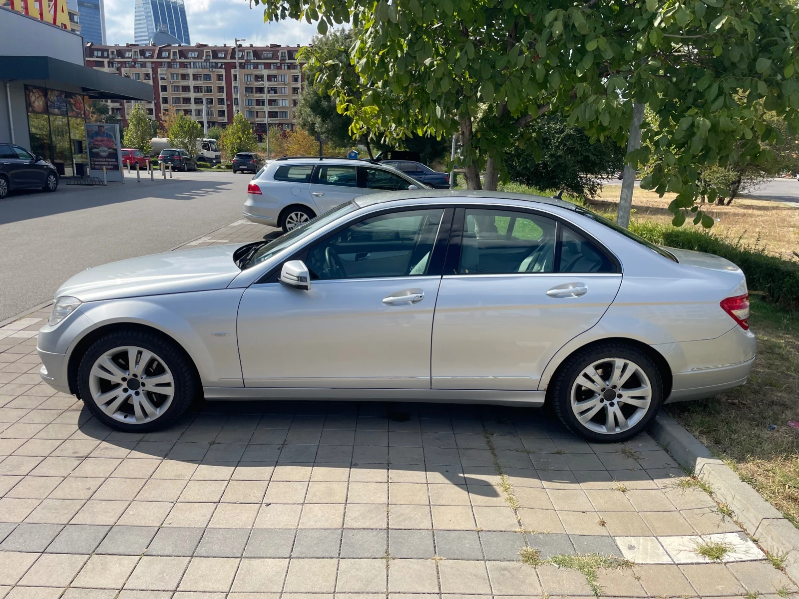 Mercedes-Benz C 320 Avangarde 4Matic - изображение 3