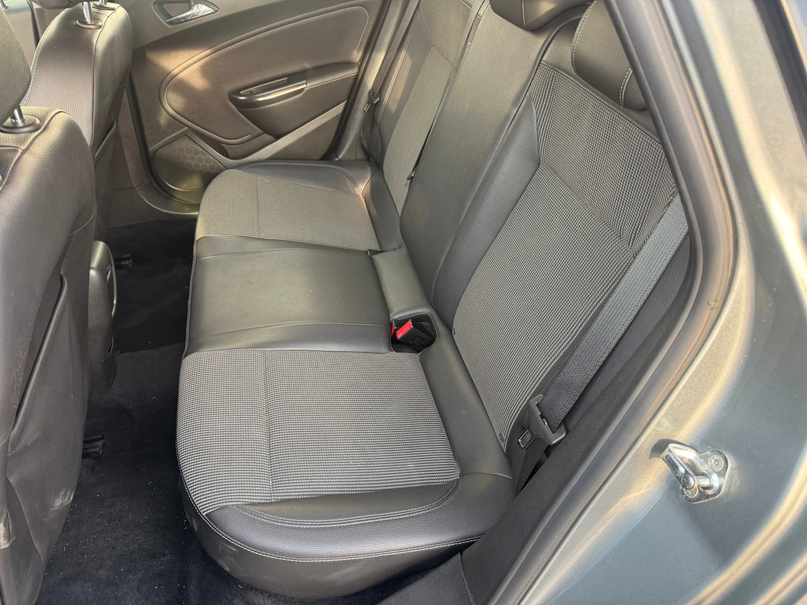 Opel Astra 1.7 Diesel - изображение 9