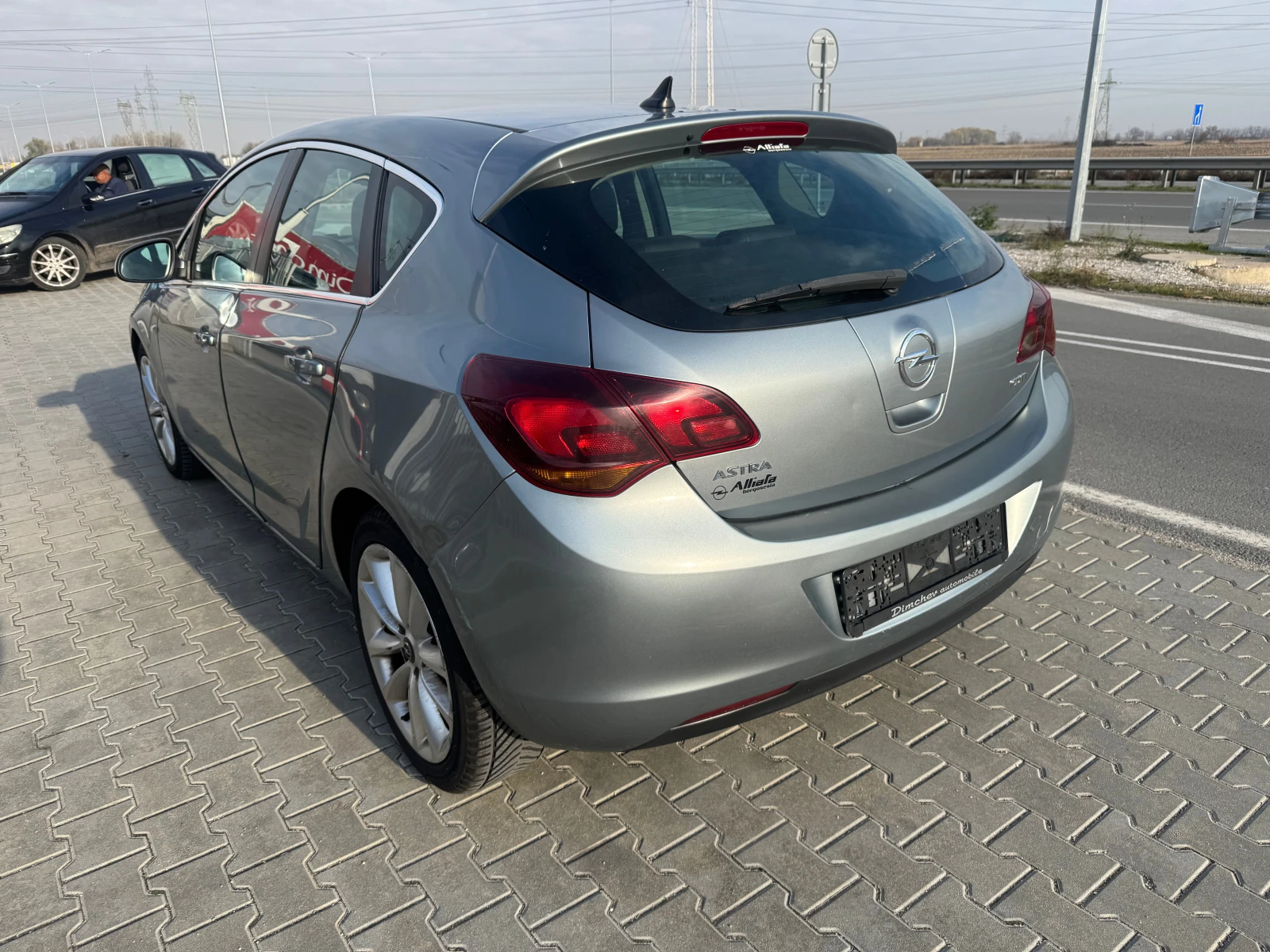 Opel Astra 1.7 Diesel - изображение 5
