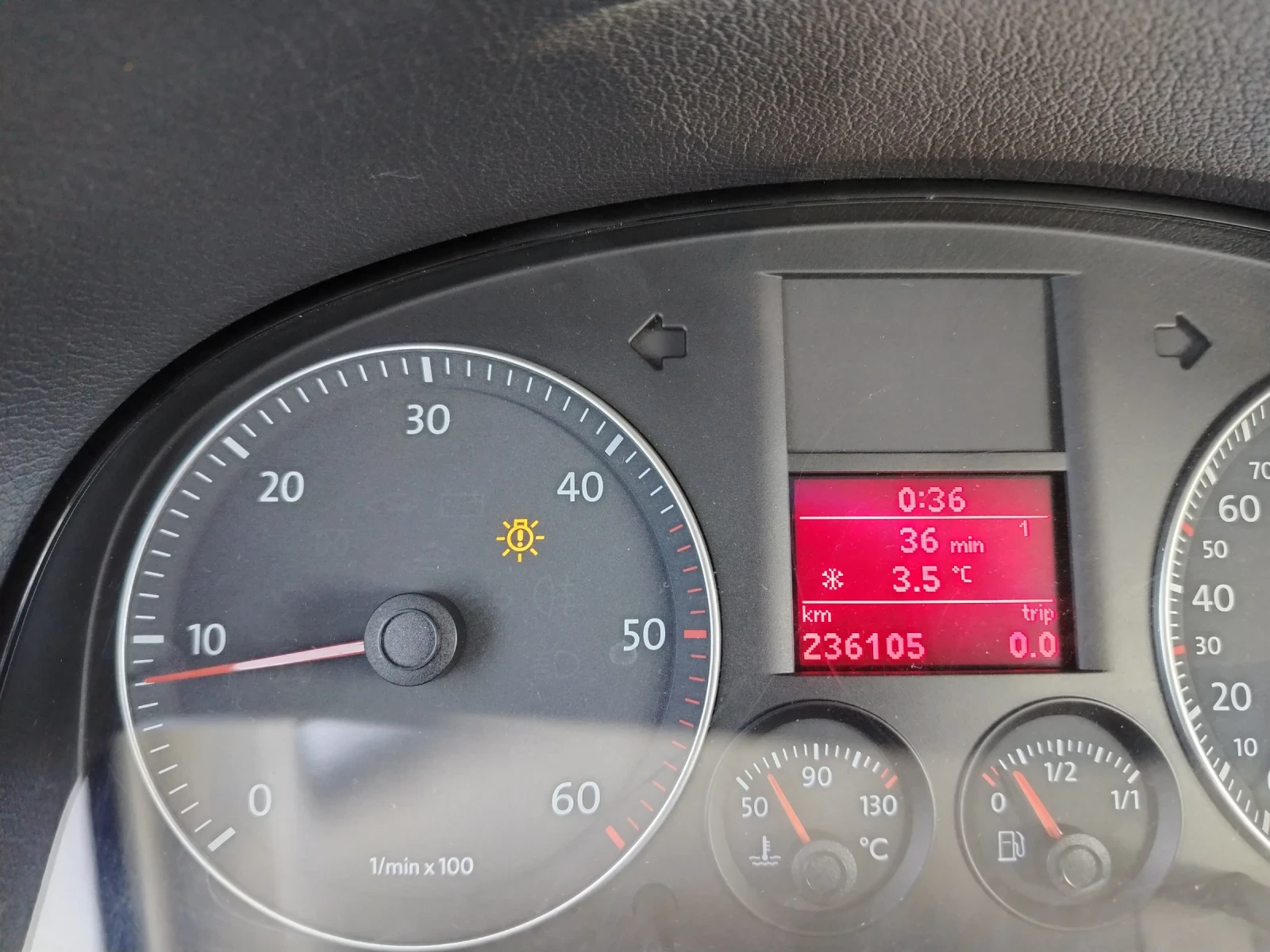 VW Touran 1.9 TDI 7 ����� | Mobile.bg � ����������� 17