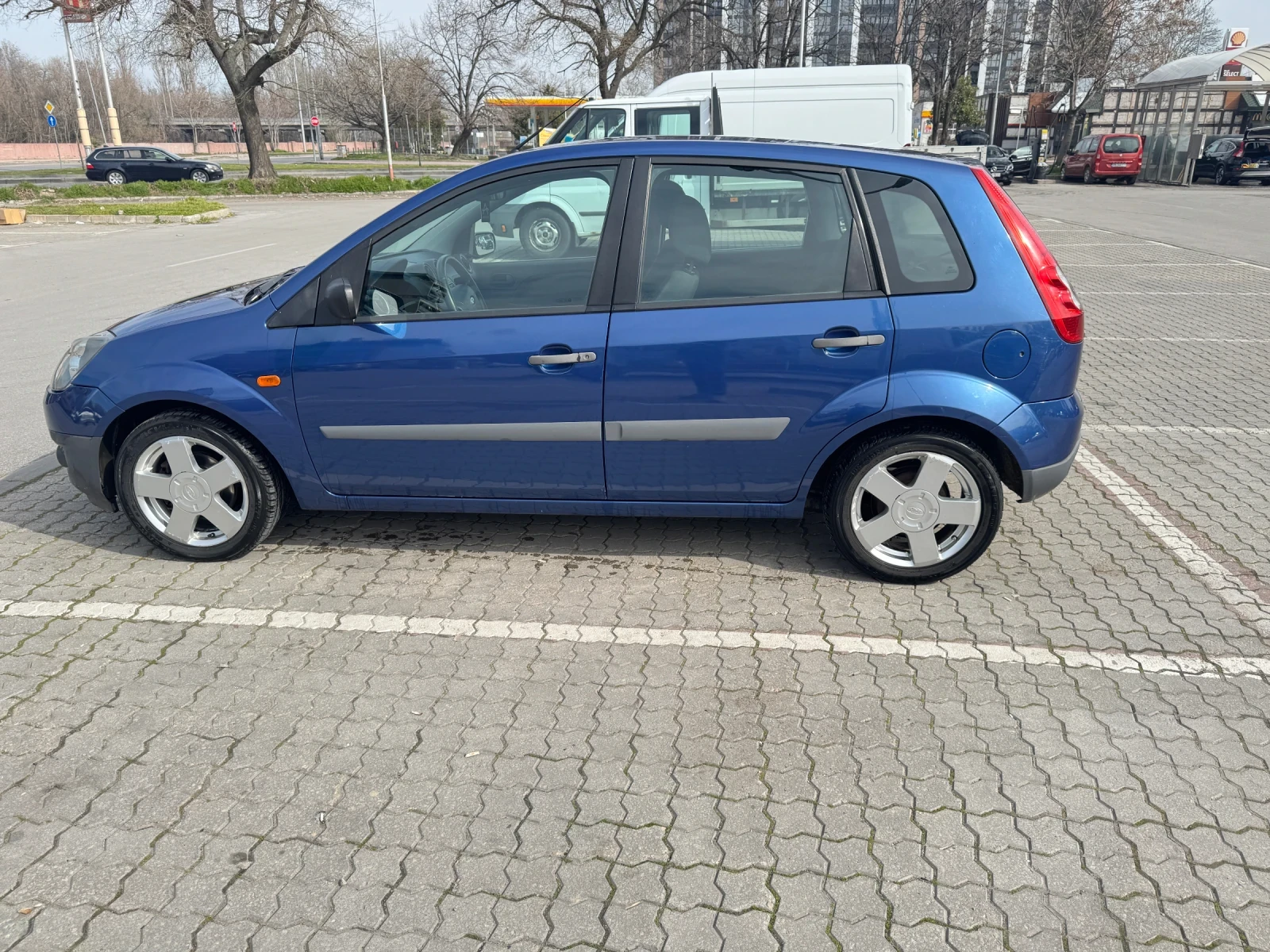 Ford Fiesta, снимка 6 - Автомобили и джипове - 53775362