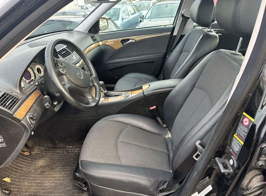 Mercedes-Benz E 200 E200 компресор Газ, снимка 7 - Автомобили и джипове - 53754165