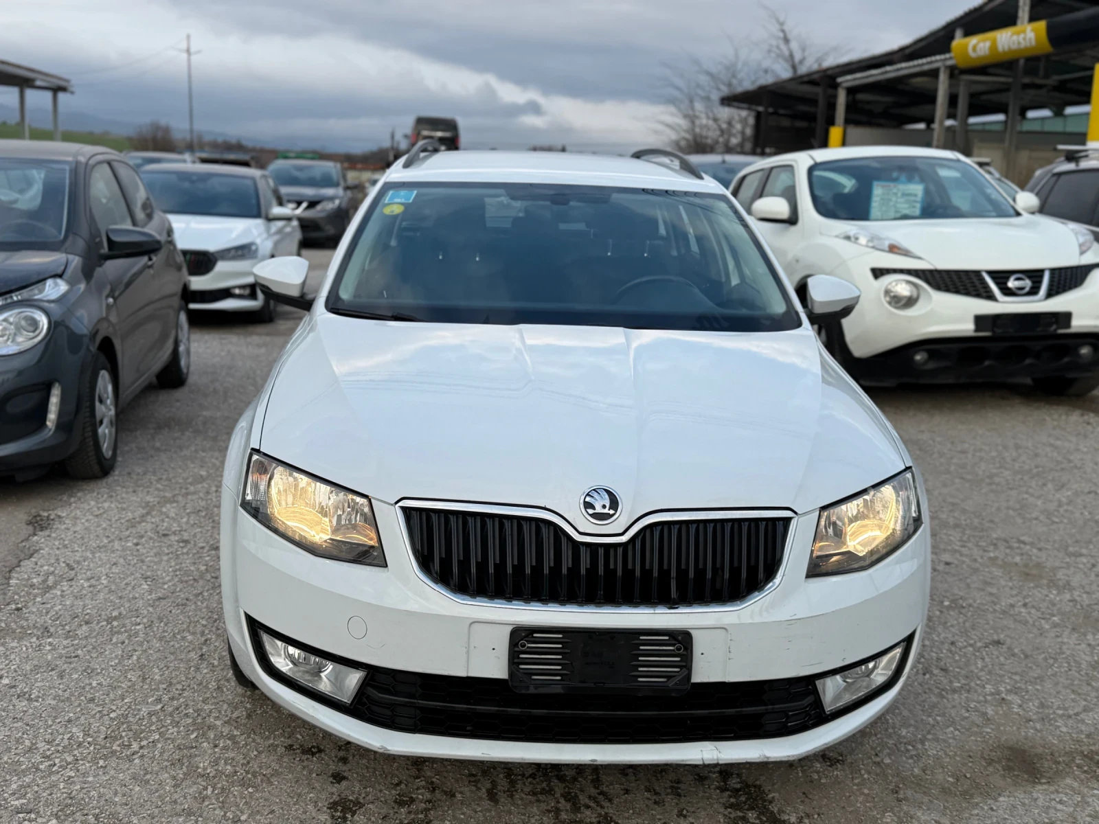Skoda Octavia 1.6tdi EURO 6B, снимка 2 - Автомобили и джипове - 53952236