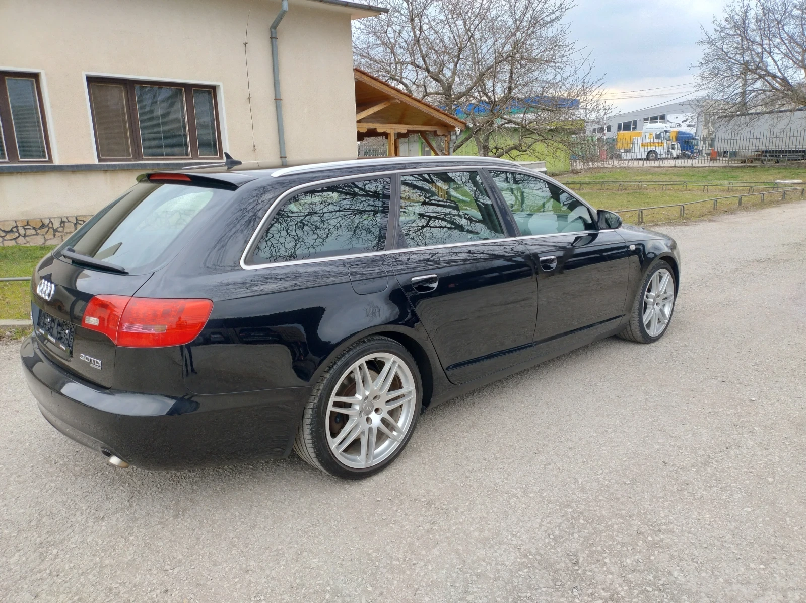 Audi A6 3.0 TDI QUATTRO S LINE FULL, снимка 5 - Автомобили и джипове - 53964141