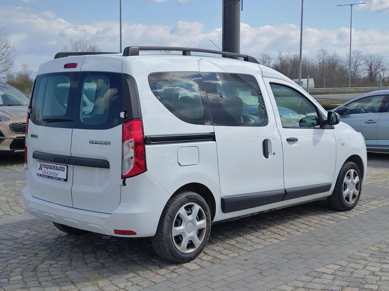 Dacia Dokker 1.5 dCi/95 к.с. M1, снимка 6 - Автомобили и джипове - 54148590