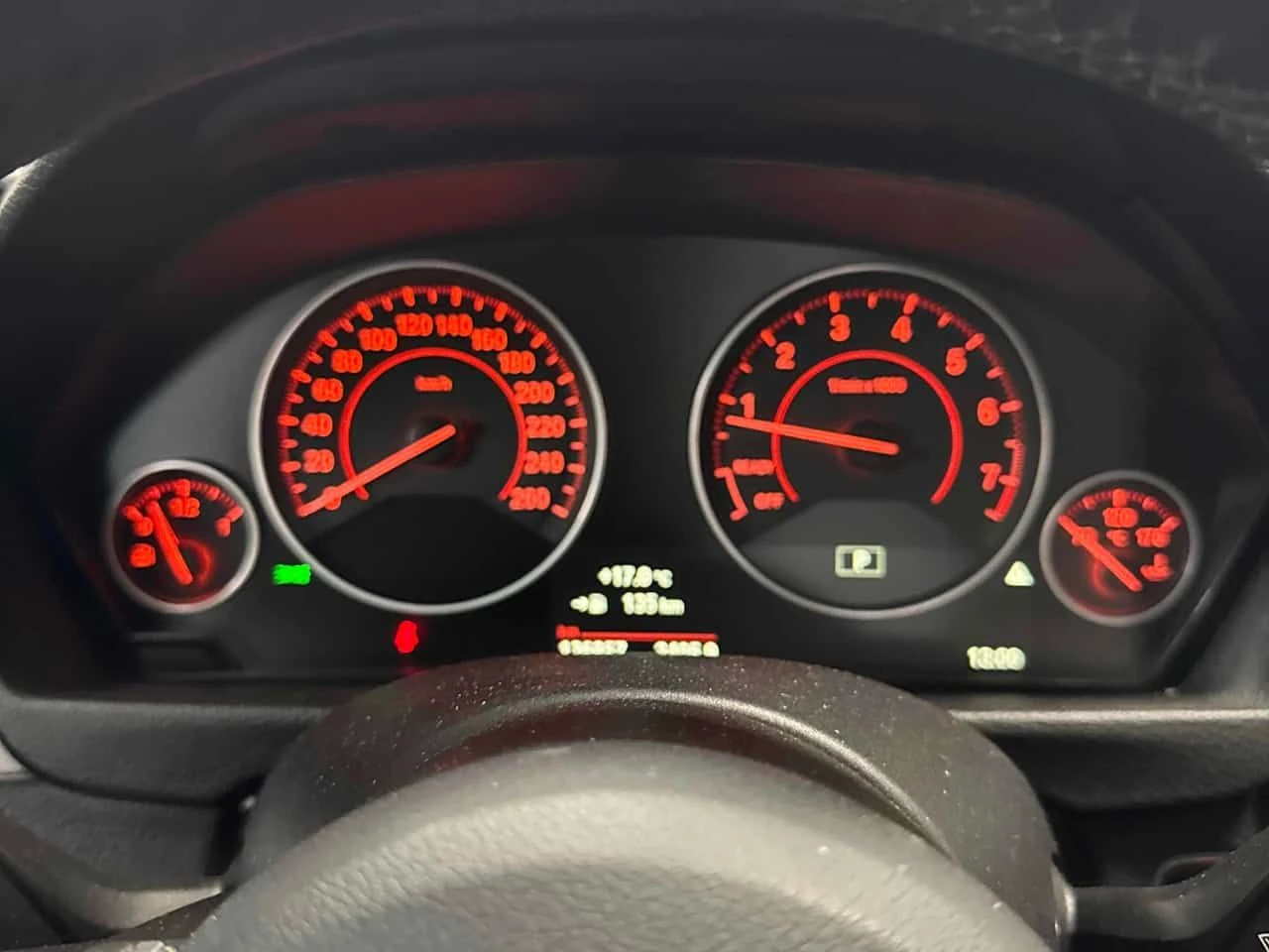 BMW 330 330i xDrive  CARFAX, снимка 7 - Автомобили и джипове - 54155968