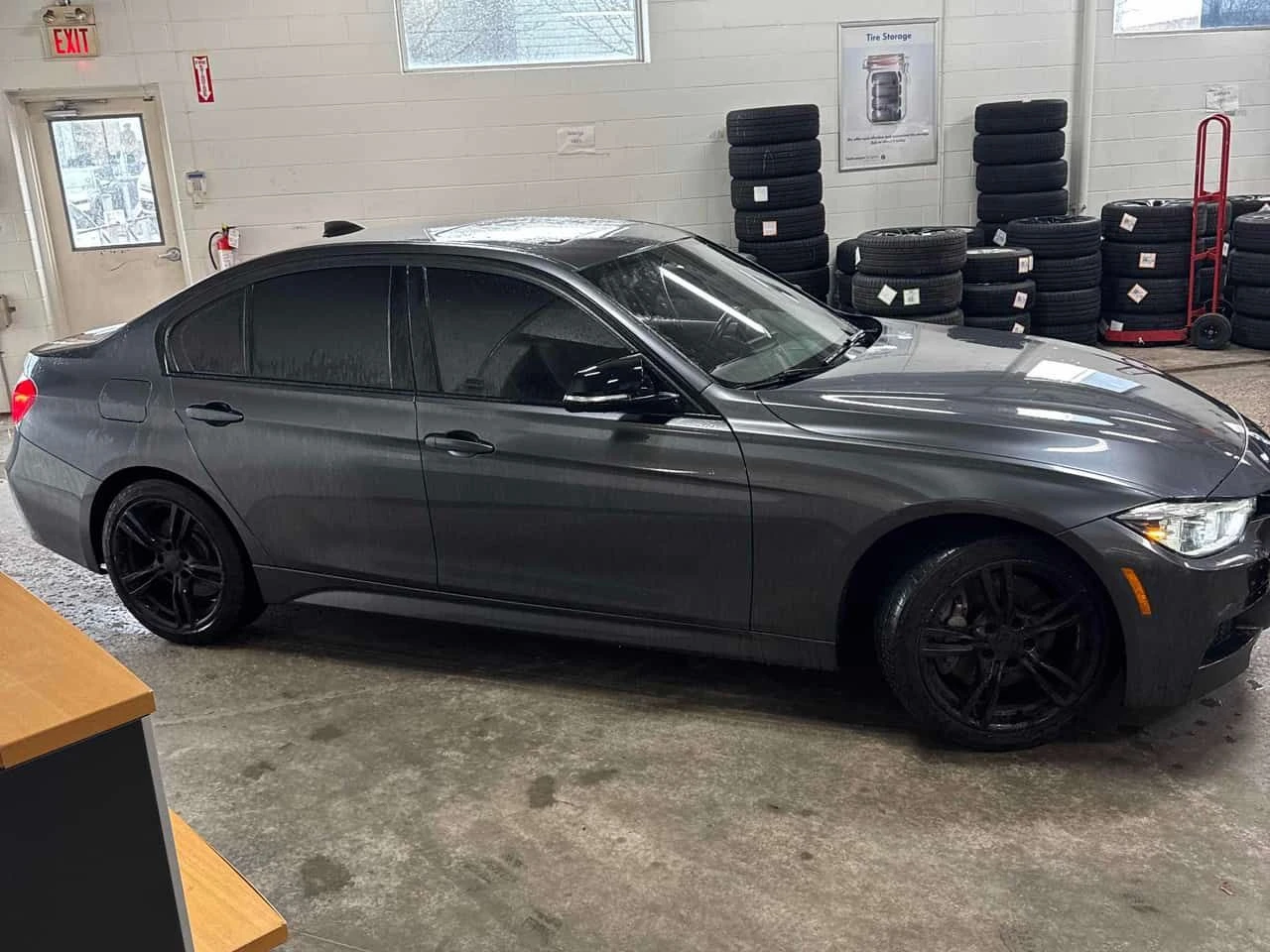 BMW 330 330i xDrive  CARFAX, снимка 3 - Автомобили и джипове - 54155968