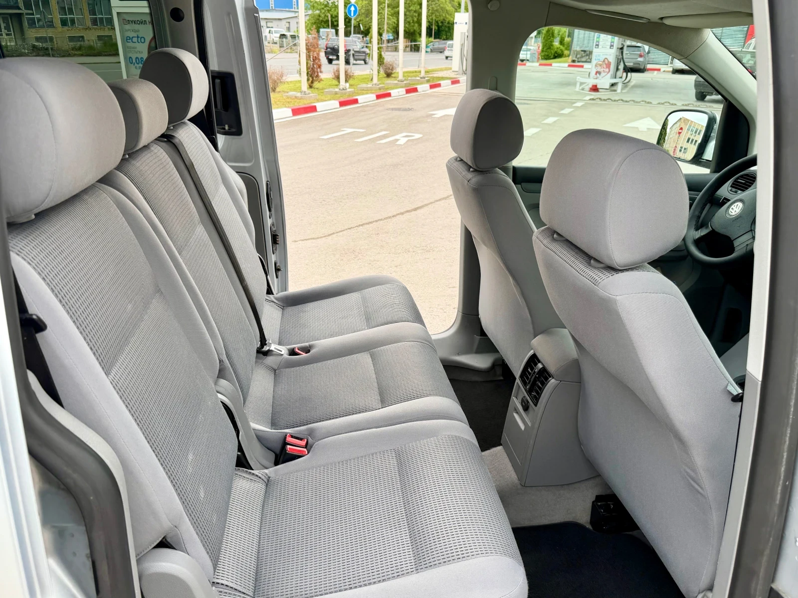 VW Caddy 1.9TDI 90K TOP, снимка 8 - Автомобили и джипове - 54651896