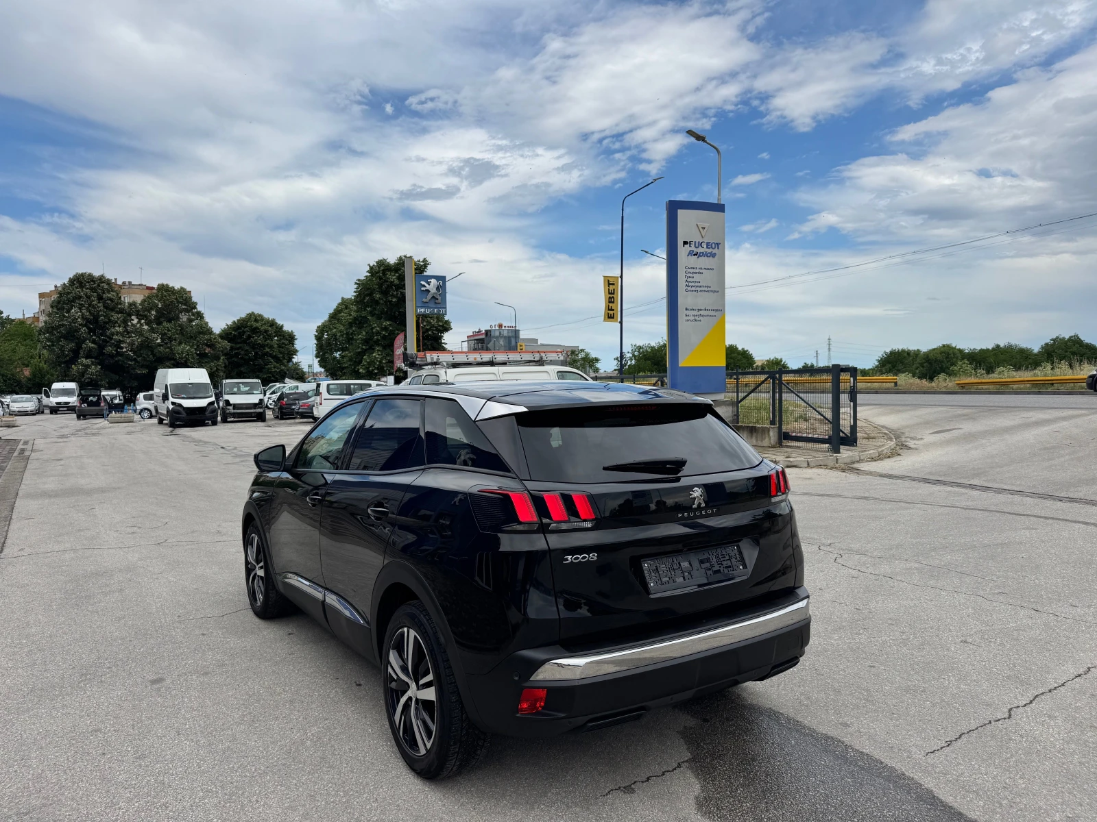 Peugeot 3008 1.6D Allure 120kc автомат, снимка 3 - Автомобили и джипове - 54750290