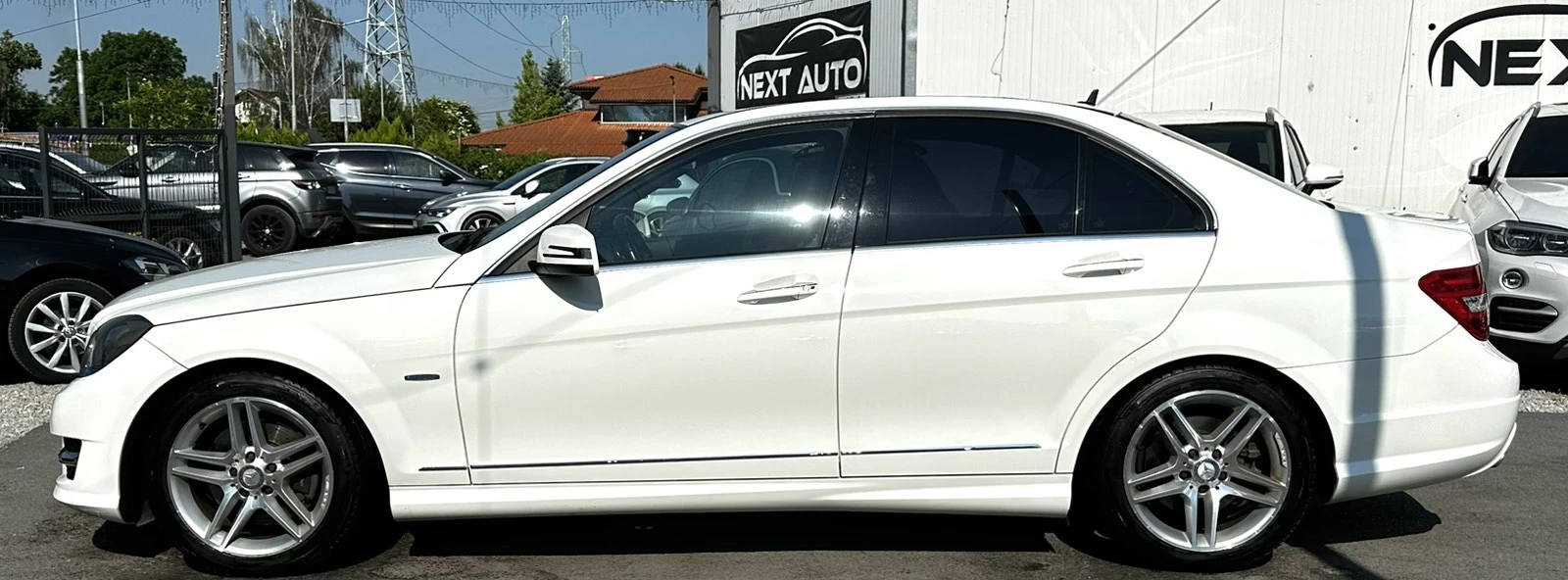 Mercedes-Benz C 350 3.5i 306HP AMG LINE CARPLAY CAMERA EU5B, снимка 8 - Автомобили и джипове - 54864887