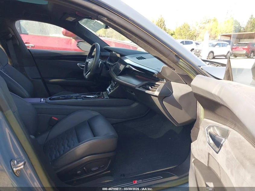 Audi E-Tron GT Rs Quattro, снимка 5 - Автомобили и джипове - 54874934
