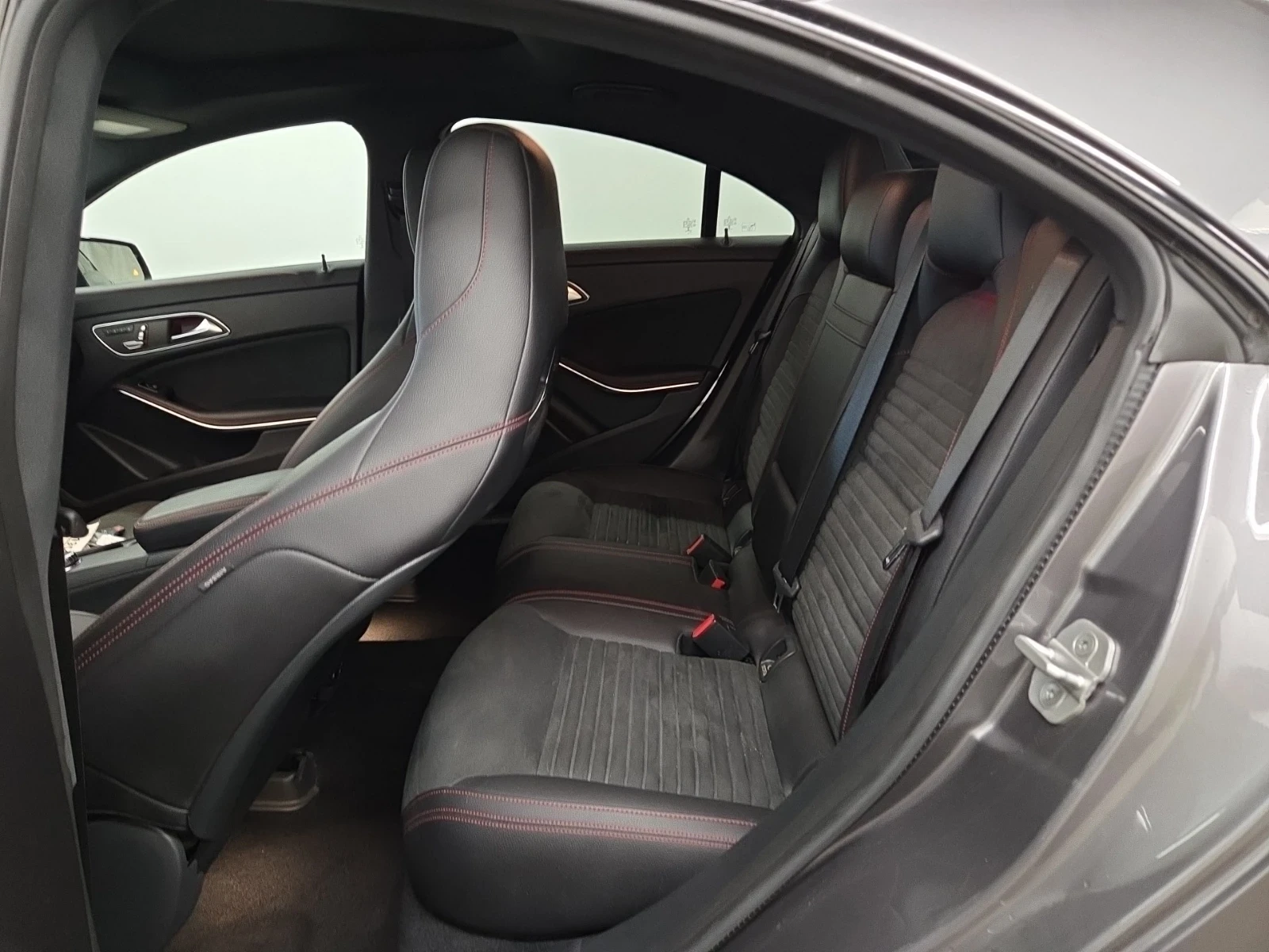 Mercedes-Benz CLA 45 AMG ПОДГРЕВИ* ШИБИДАХ* ПАМЕТ* CARFAX, снимка 11 - Автомобили и джипове - 55081106