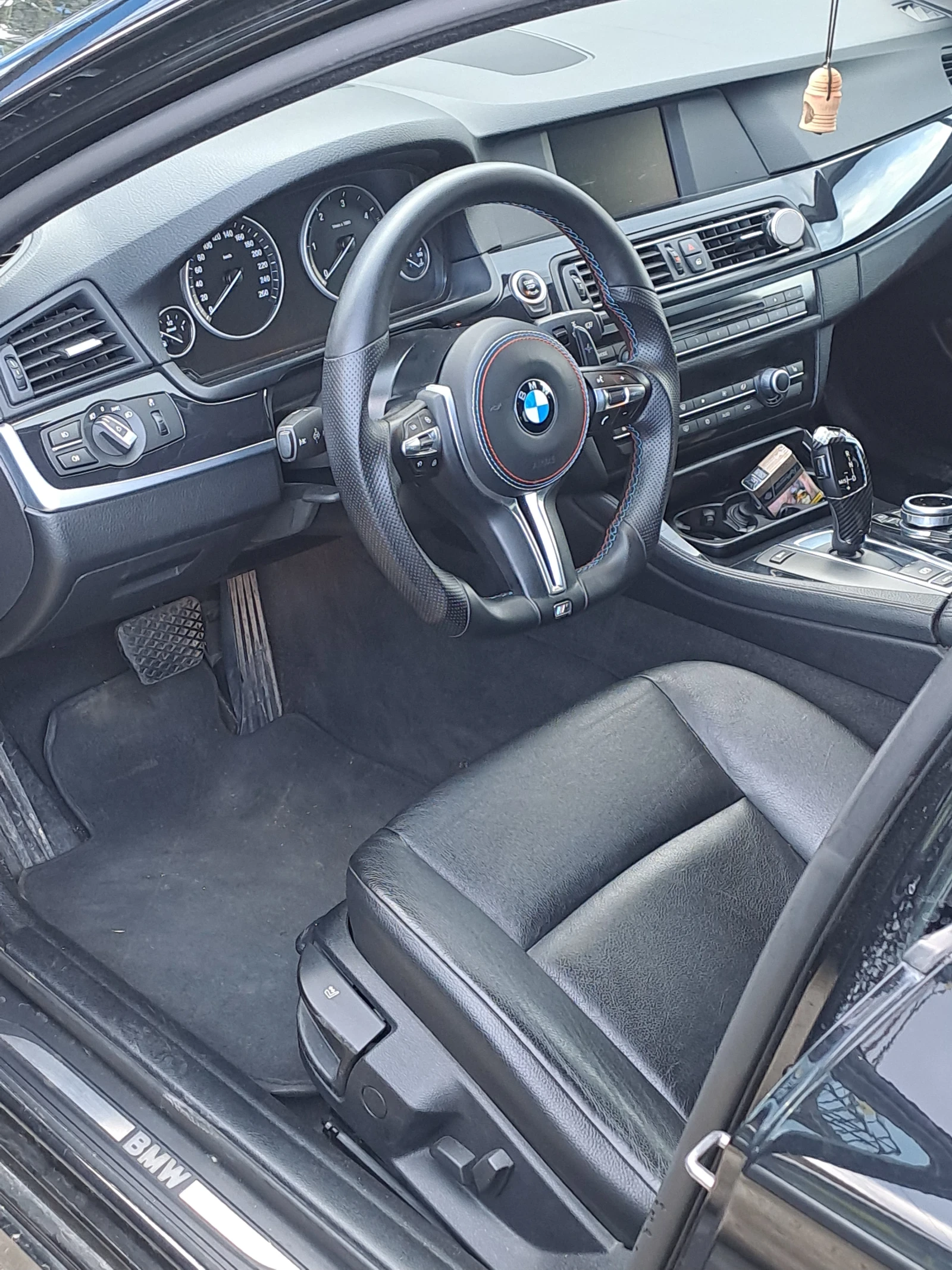 BMW 520, снимка 5 - Автомобили и джипове - 55150737