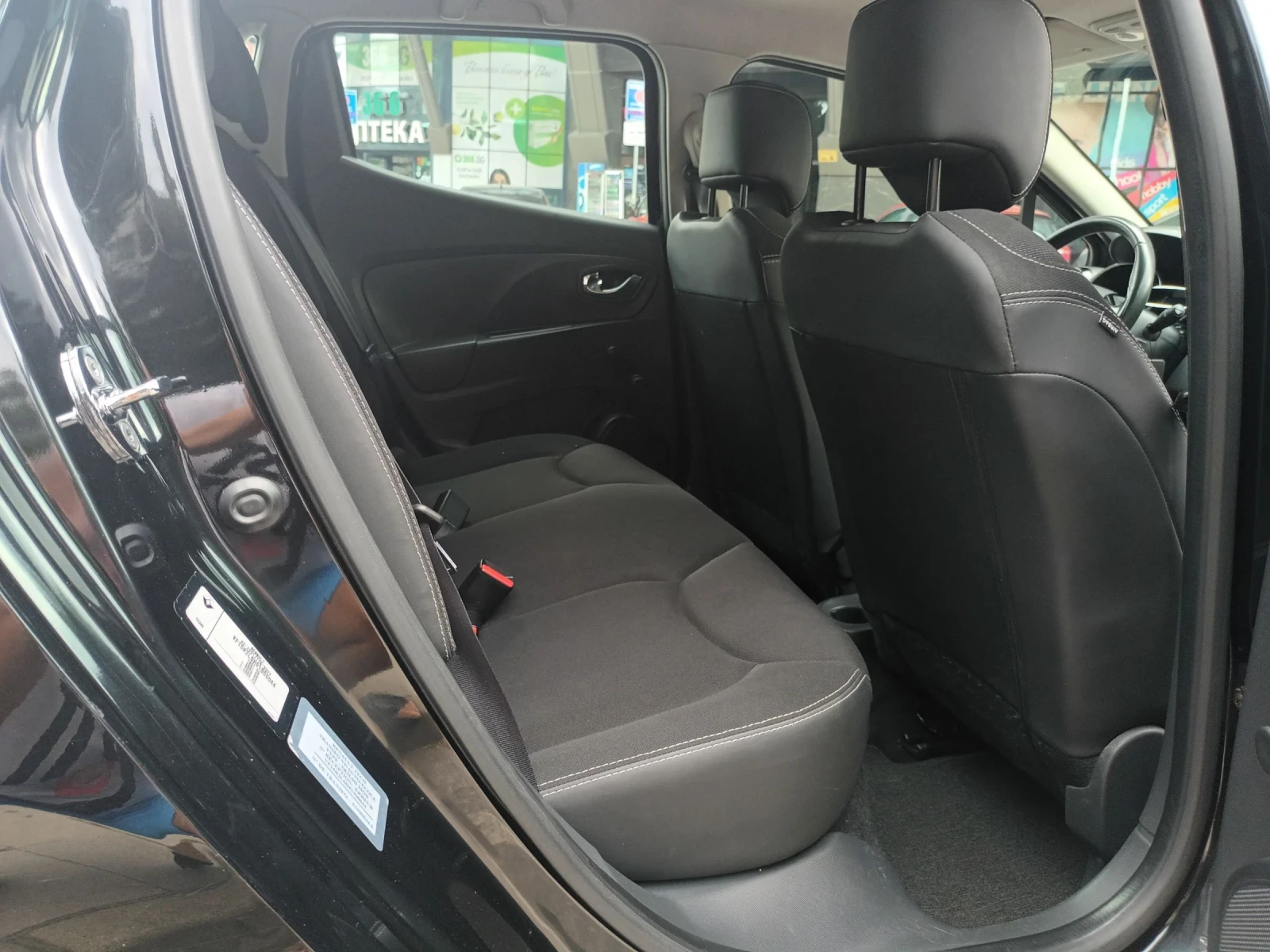 Renault Clio, снимка 9 - Автомобили и джипове - 55247533