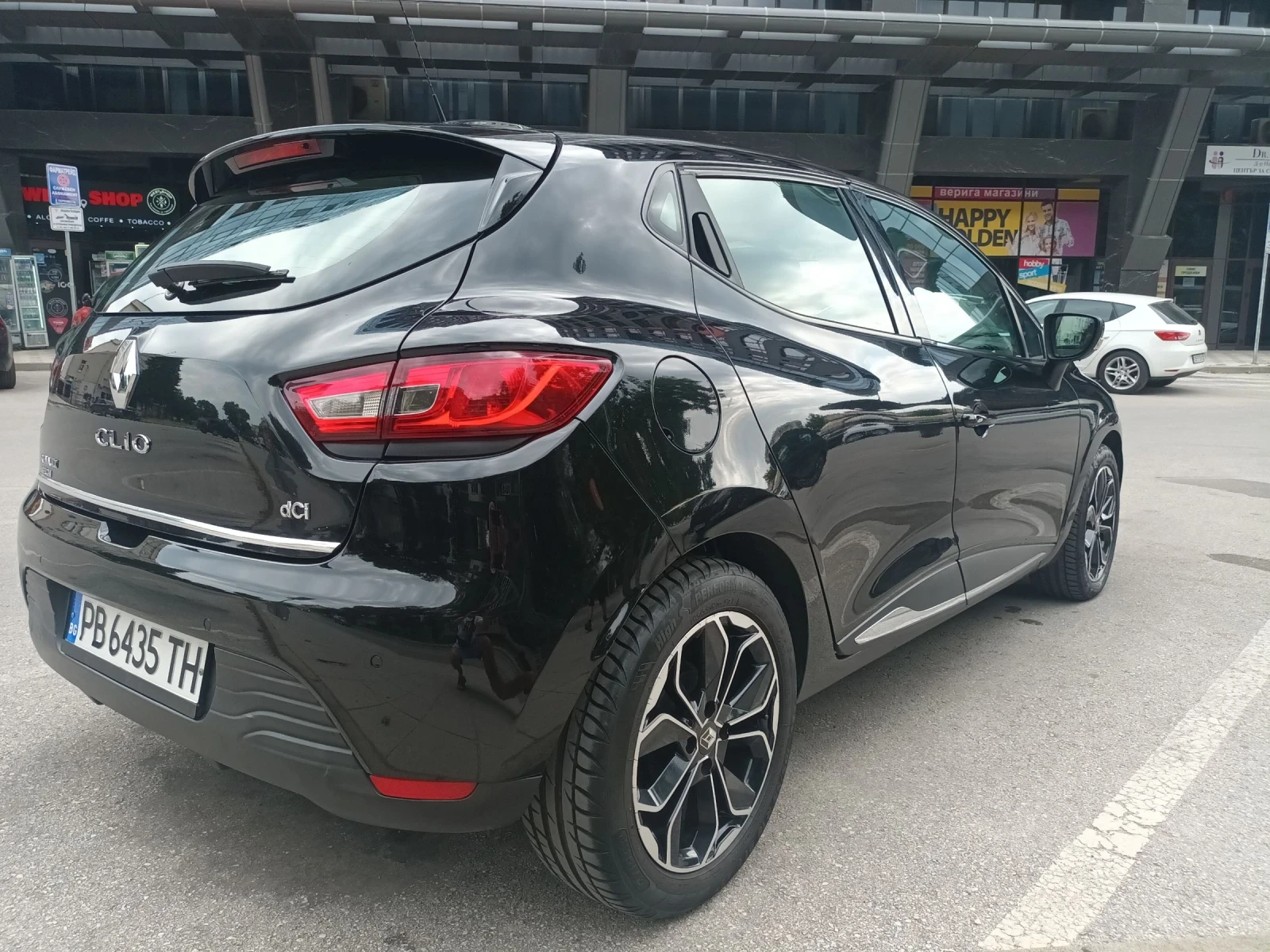Renault Clio, снимка 5 - Автомобили и джипове - 55247533