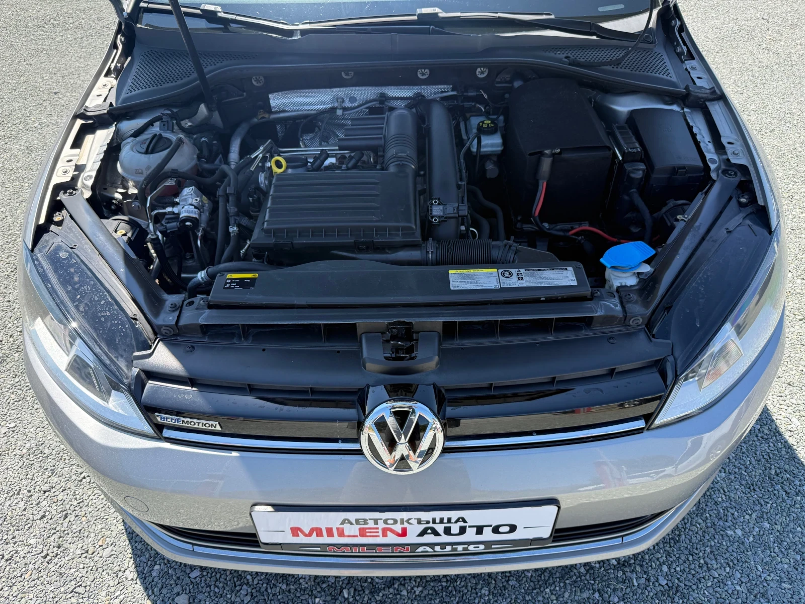 VW Golf (KATO НОВА)^(МЕТАН), снимка 17 - Автомобили и джипове - 55314050