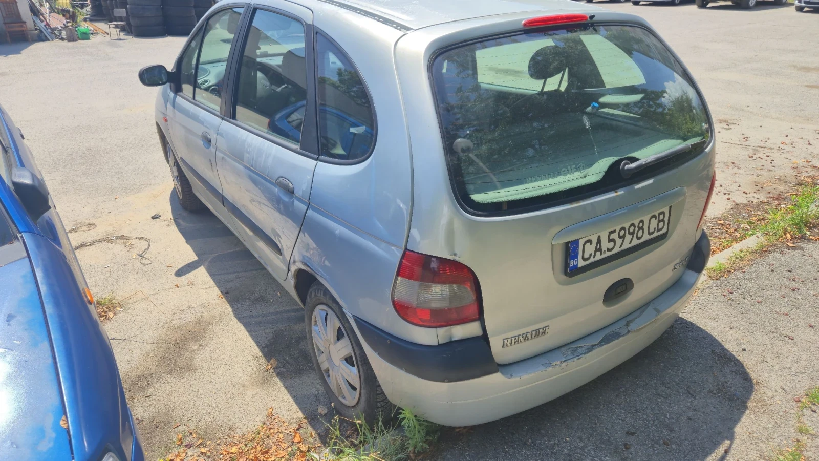 Renault Scenic 1.6 16V, снимка 2 - Автомобили и джипове - 55352478
