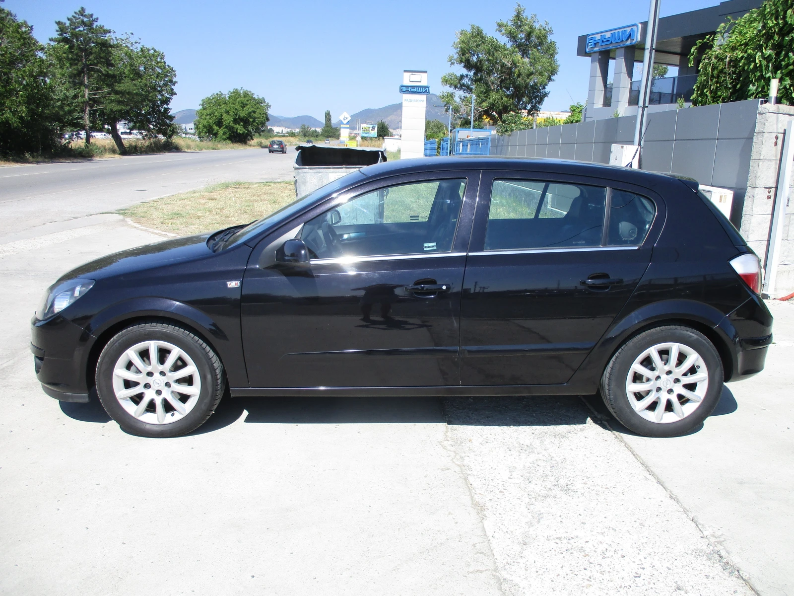 Opel Astra 1.7/ДИЗЕЛ/101кс./КАТО НОВА, снимка 7 - Автомобили и джипове - 55523471