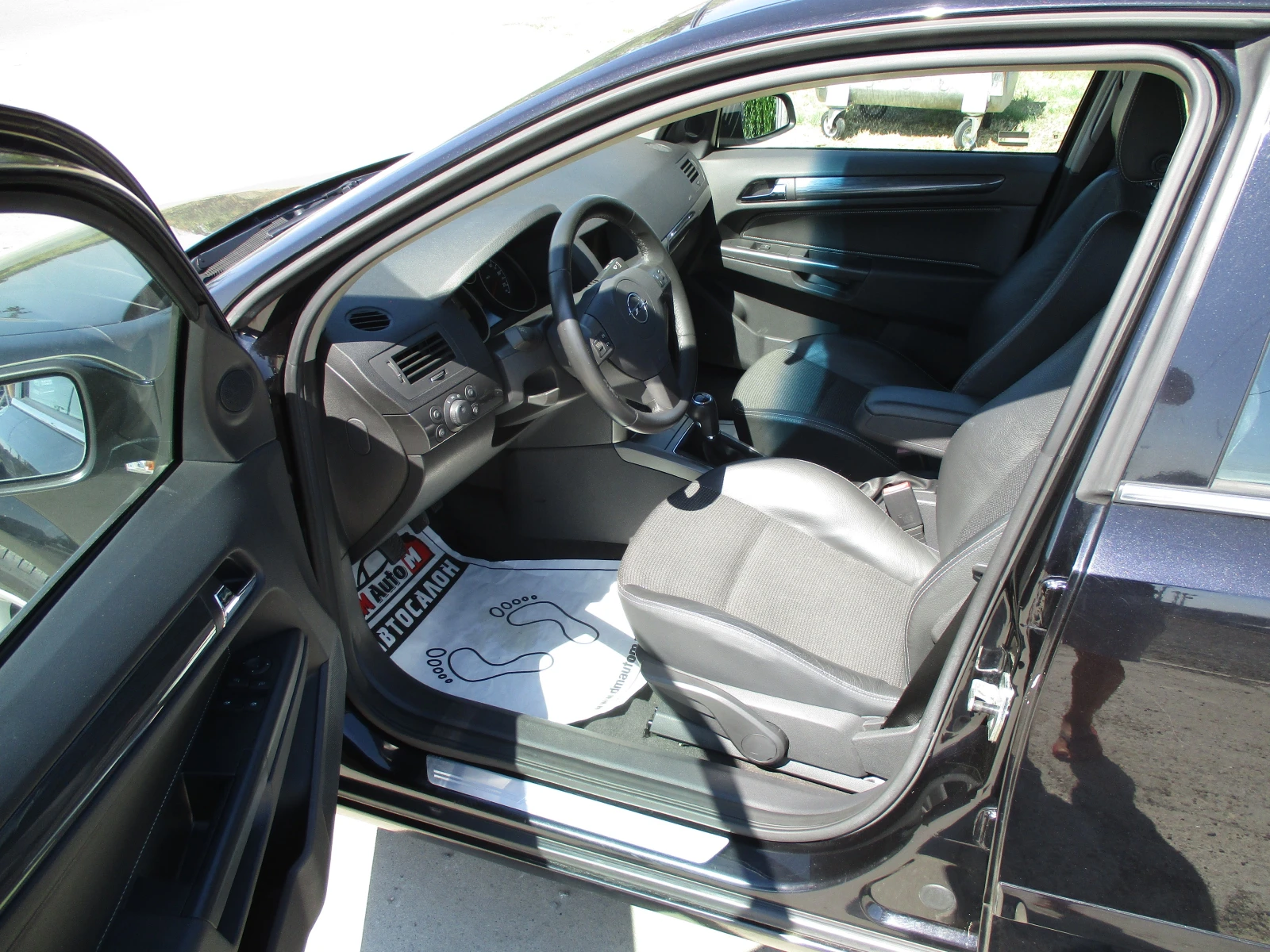 Opel Astra 1.7/ДИЗЕЛ/101кс./КАТО НОВА, снимка 9 - Автомобили и джипове - 55523471