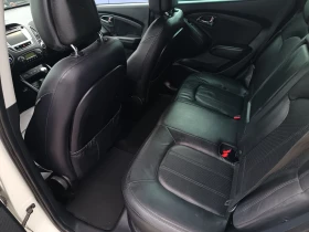 Hyundai IX35 2.0 CRDi Premium Limited 4WD ЕДИН СОБСТВ. СЕРВ.КН., снимка 12