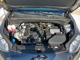 Kia Sportage 2.4L 4 Front Wheel Drive, снимка 14
