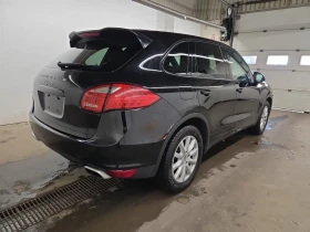 Porsche Cayenne * 2011 AWD TIPTRONIC * CARFAX * ОТ ПРЕДСТАВИТЕЛСТВ, снимка 4