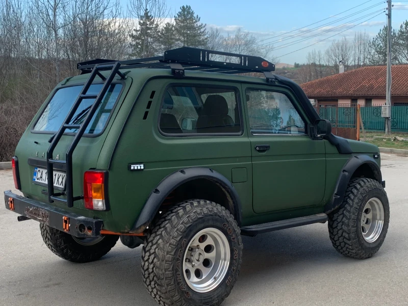 Lada Niva 21214 1.7i , снимка 6 - Автомобили и джипове - 49520962