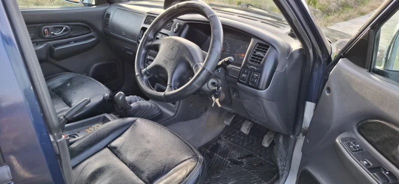 Mitsubishi L200 2.5D-136к.с.-4x4, снимка 5 - Автомобили и джипове - 52605235