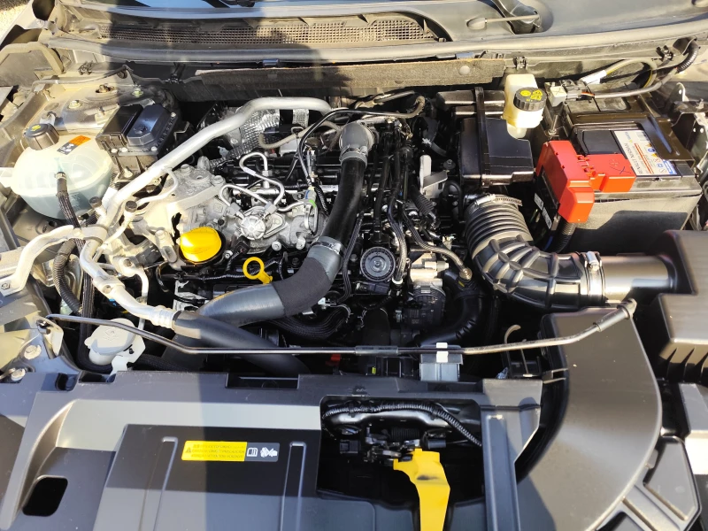 Nissan Qashqai 1.3i* HYBRID* EURO6D* LED* NAVI* CAMERA 360* , снимка 13 - Автомобили и джипове - 52848094