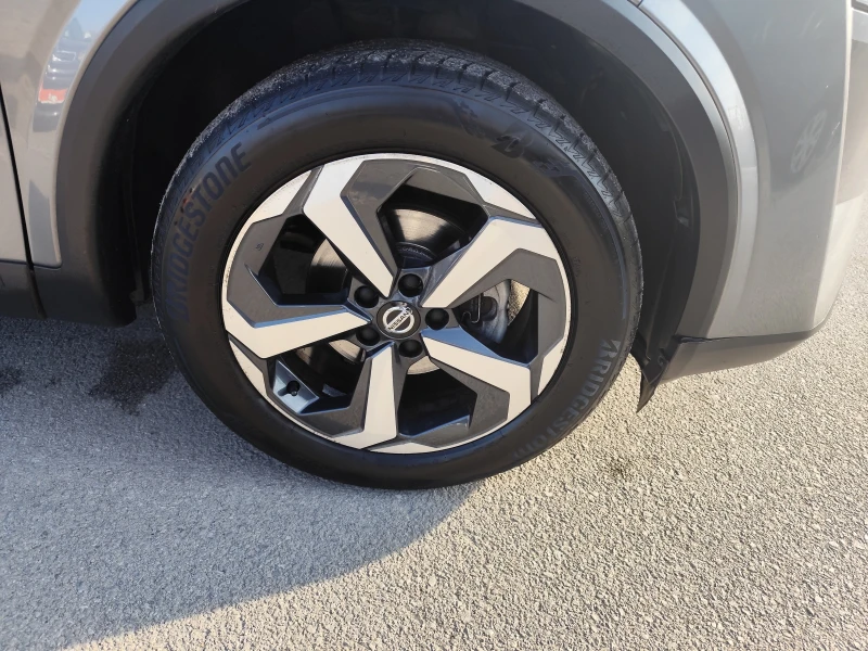 Nissan Qashqai 1.3i* HYBRID* EURO6D* LED* NAVI* CAMERA 360* , снимка 15 - Автомобили и джипове - 52848094