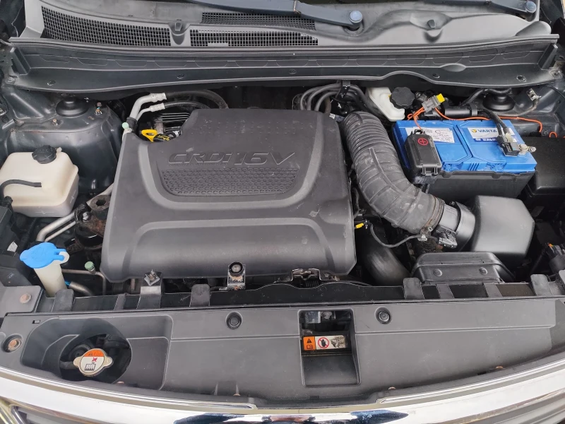 Kia Sportage 2.0 Швейцария , снимка 4 - Автомобили и джипове - 52886610