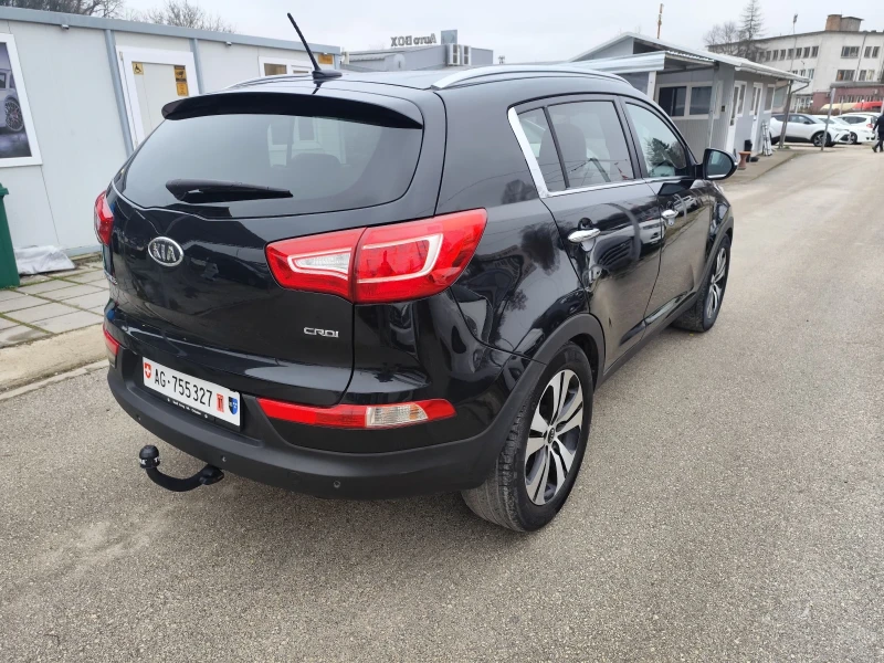 Kia Sportage 2.0 Швейцария , снимка 6 - Автомобили и джипове - 52886610