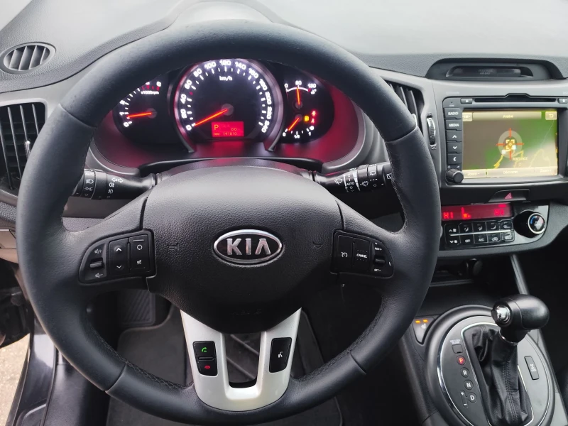 Kia Sportage 2.0 Швейцария , снимка 16 - Автомобили и джипове - 52886610