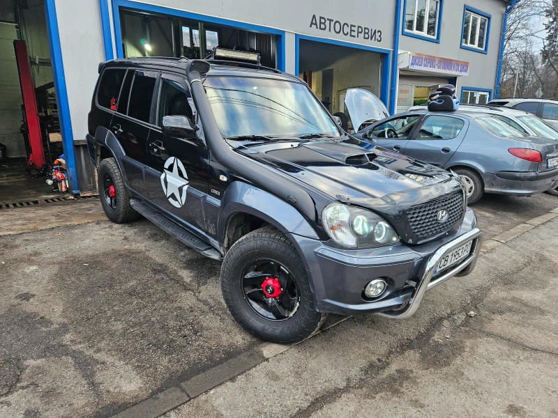 Hyundai Terracan, снимка 4 - Автомобили и джипове - 53125770