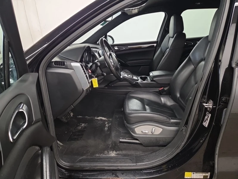 Porsche Cayenne * 2011 AWD TIPTRONIC * CARFAX * ОТ ПРЕДСТАВИТЕЛСТВ, снимка 7 - Автомобили и джипове - 53293189