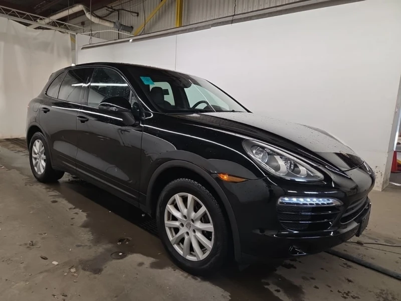 Porsche Cayenne * 2011 AWD TIPTRONIC * CARFAX * ОТ ПРЕДСТАВИТЕЛСТВ, снимка 3 - Автомобили и джипове - 53293189