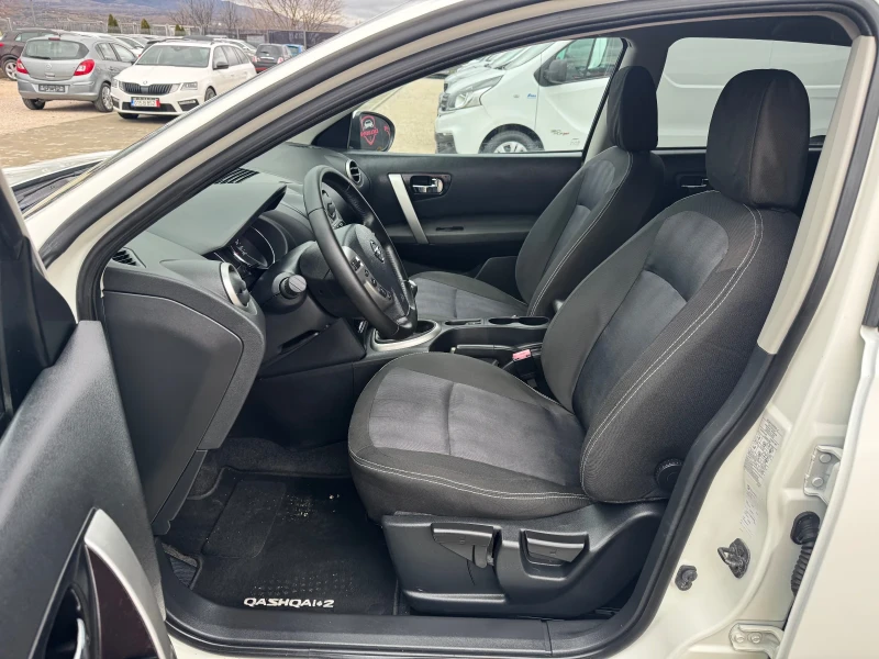 Nissan Qashqai 1.5DCi Tekna 7-Места, снимка 10 - Автомобили и джипове - 53298648