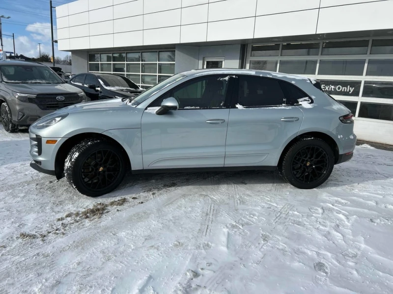 Porsche Macan * AWD * CARFAX * ОБДУХВАНЕ* 360 КАМЕРИ* , снимка 2 - Автомобили и джипове - 53439782