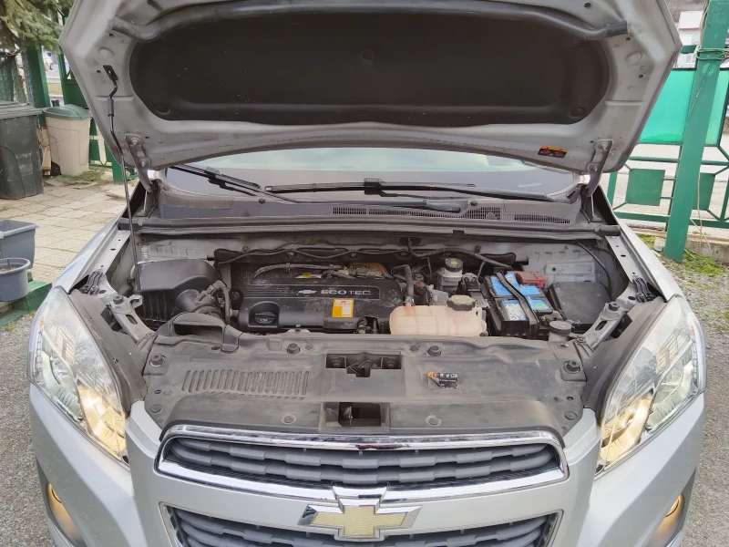 Chevrolet Trax 1.7D.4х4Full ekstri 179xil.km., снимка 12 - Автомобили и джипове - 53595872