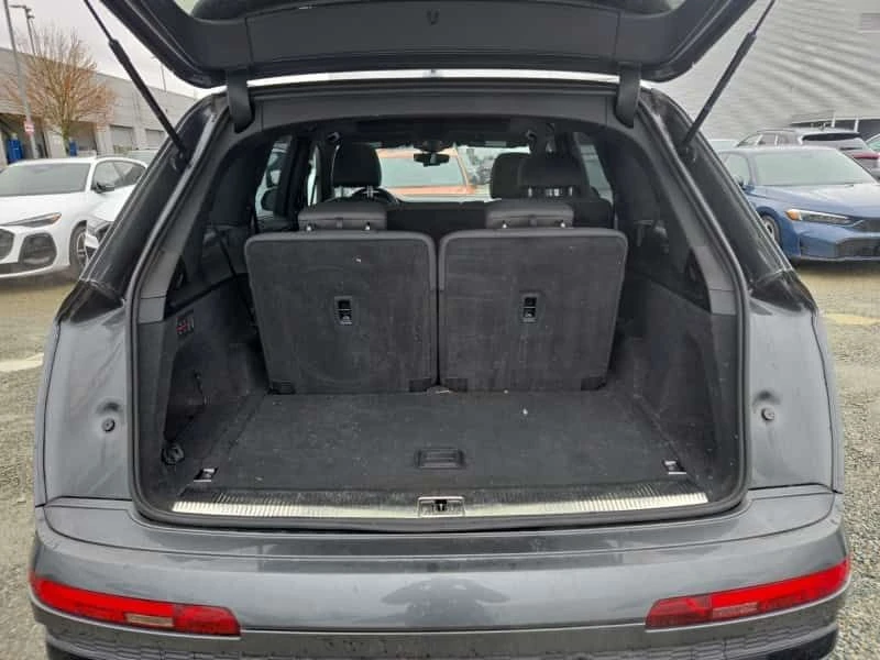 Audi Q7 KOMFORT 55 TFSI quattro | PANO | ПОДГРЕВИ | CARFAX, снимка 17 - Автомобили и джипове - 53818021